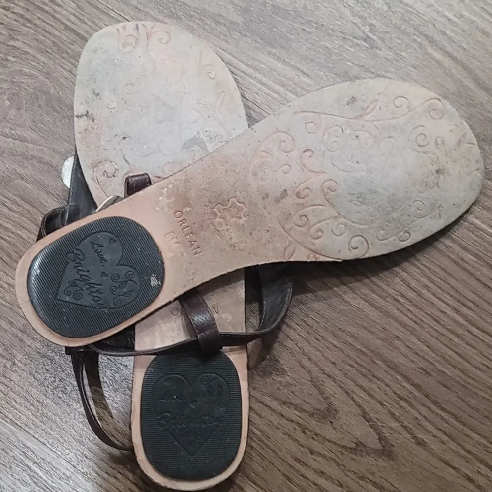 Brighton Orlean T-Strap Leather Sandals 8